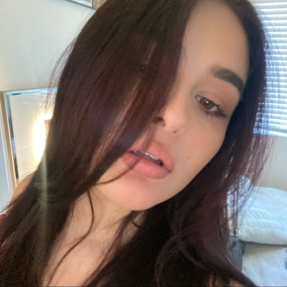 Meet your Posher, Celes’te